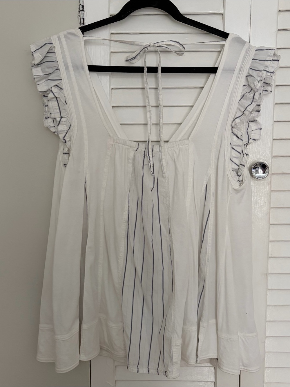 Anthropologie Pilcro Cream V-Neck Ruffle Sleeve Tunic with Pinstripes - Picture 3 of 4